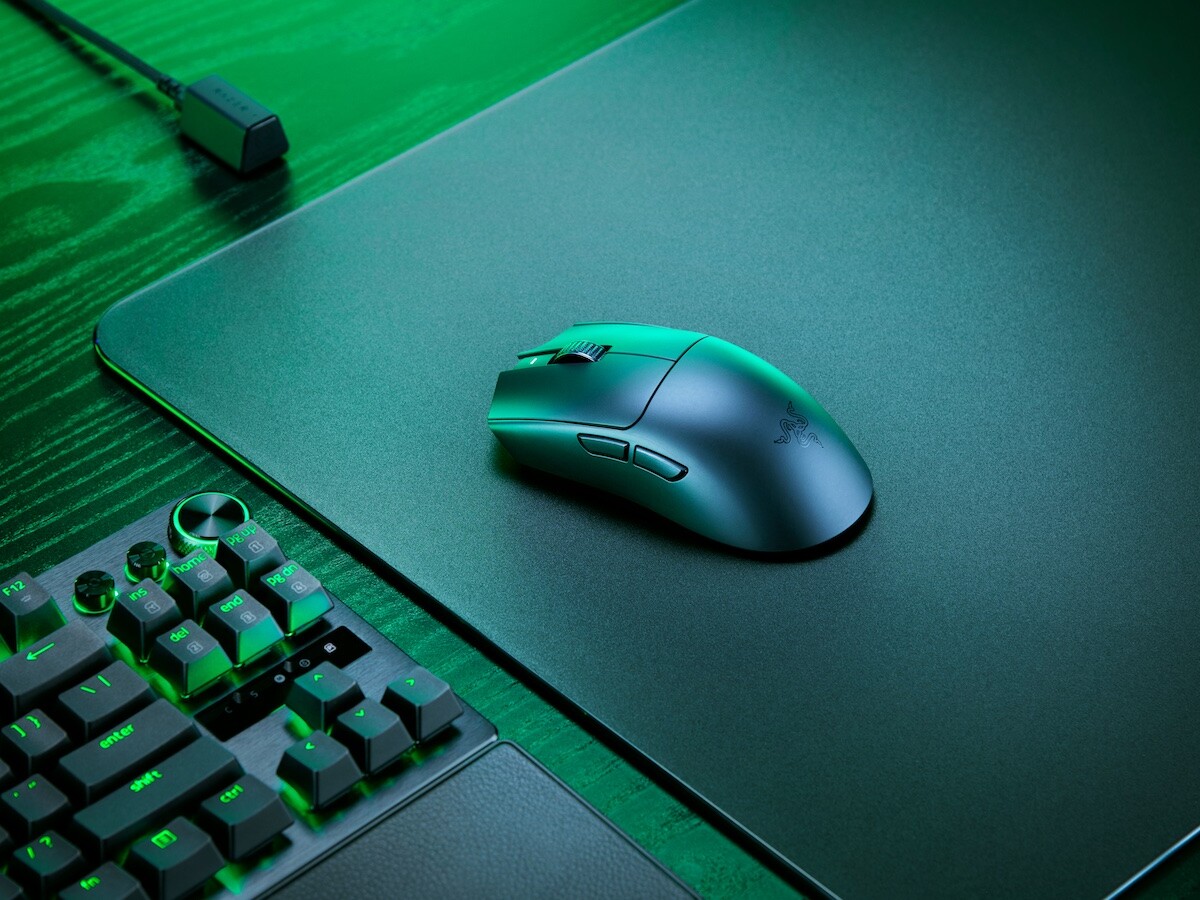 Razer Viper V3 Pro eSport mouse is ultra lightweight for peak performance and use